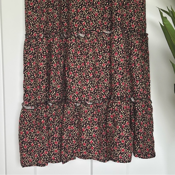 • NWT! [Liberty Love] Maternity Dress • - Picture 5 of 13
